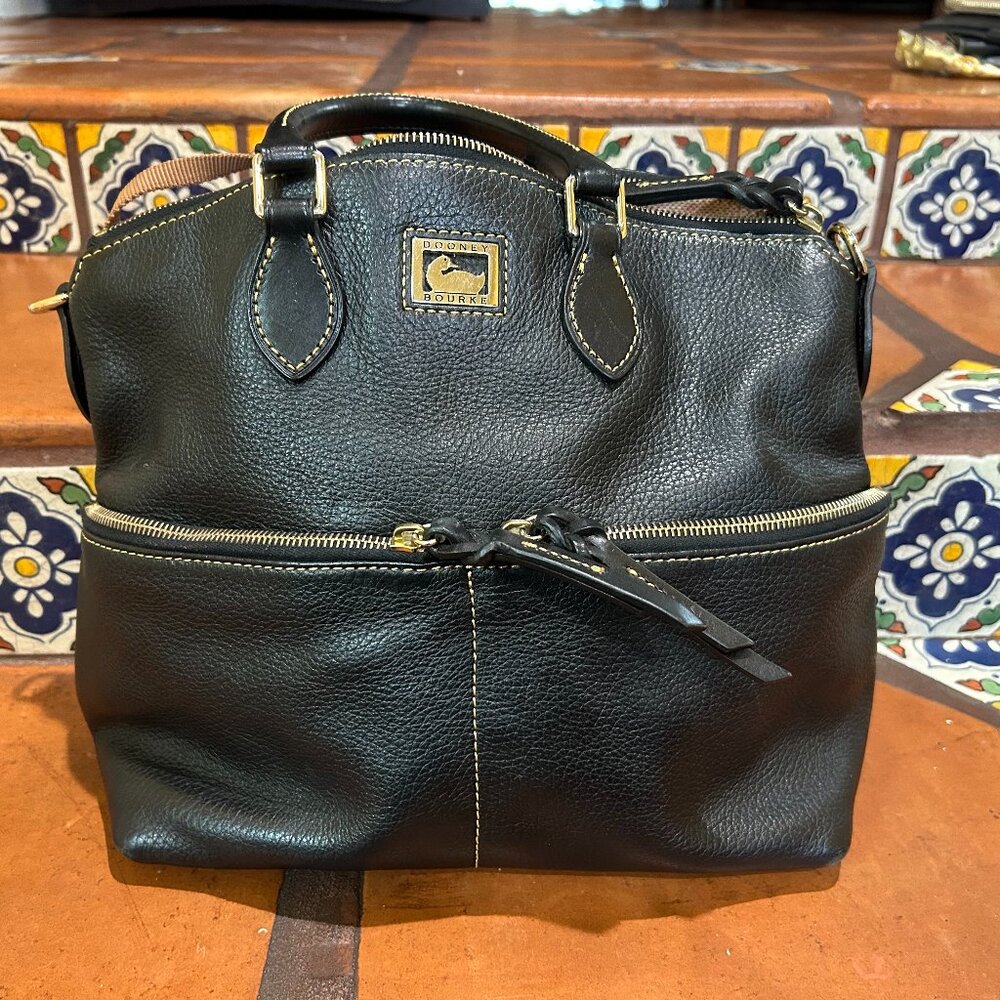 Dooney & Bourke Handbag